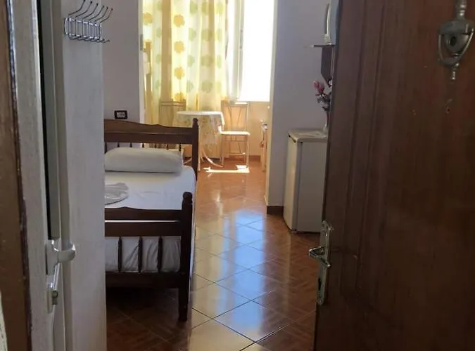 Daire Sulaj Sea View 2 *