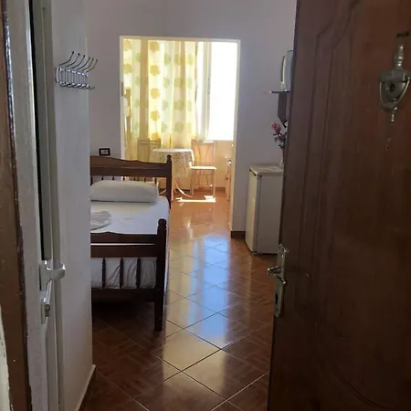 Appartement Sulaj Sea View 2 *